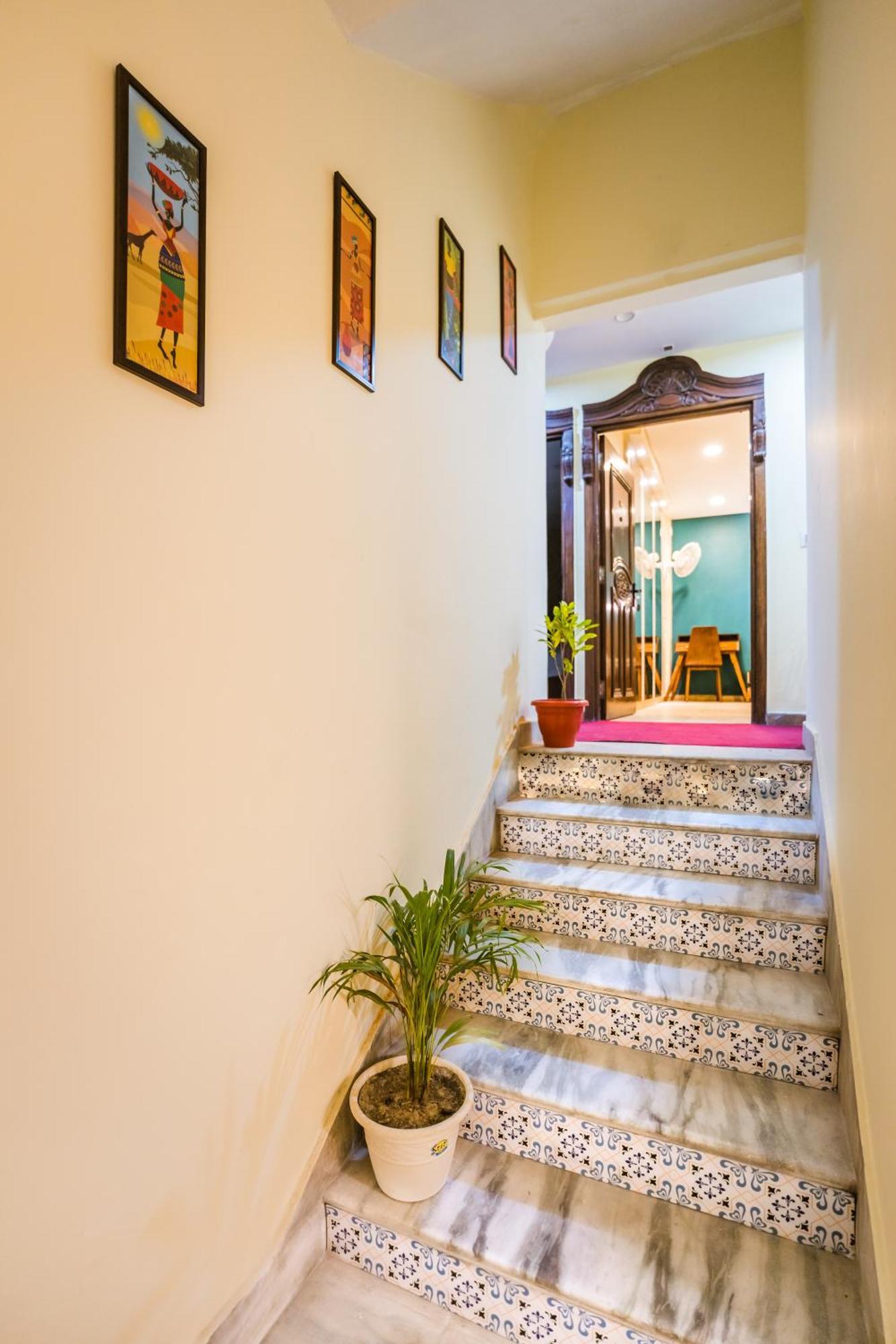Tripli Hotels Silver Shine Varanasi Exterior foto