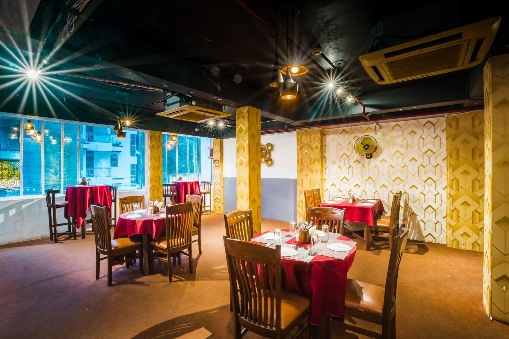 Tripli Hotels Silver Shine Varanasi Exterior foto